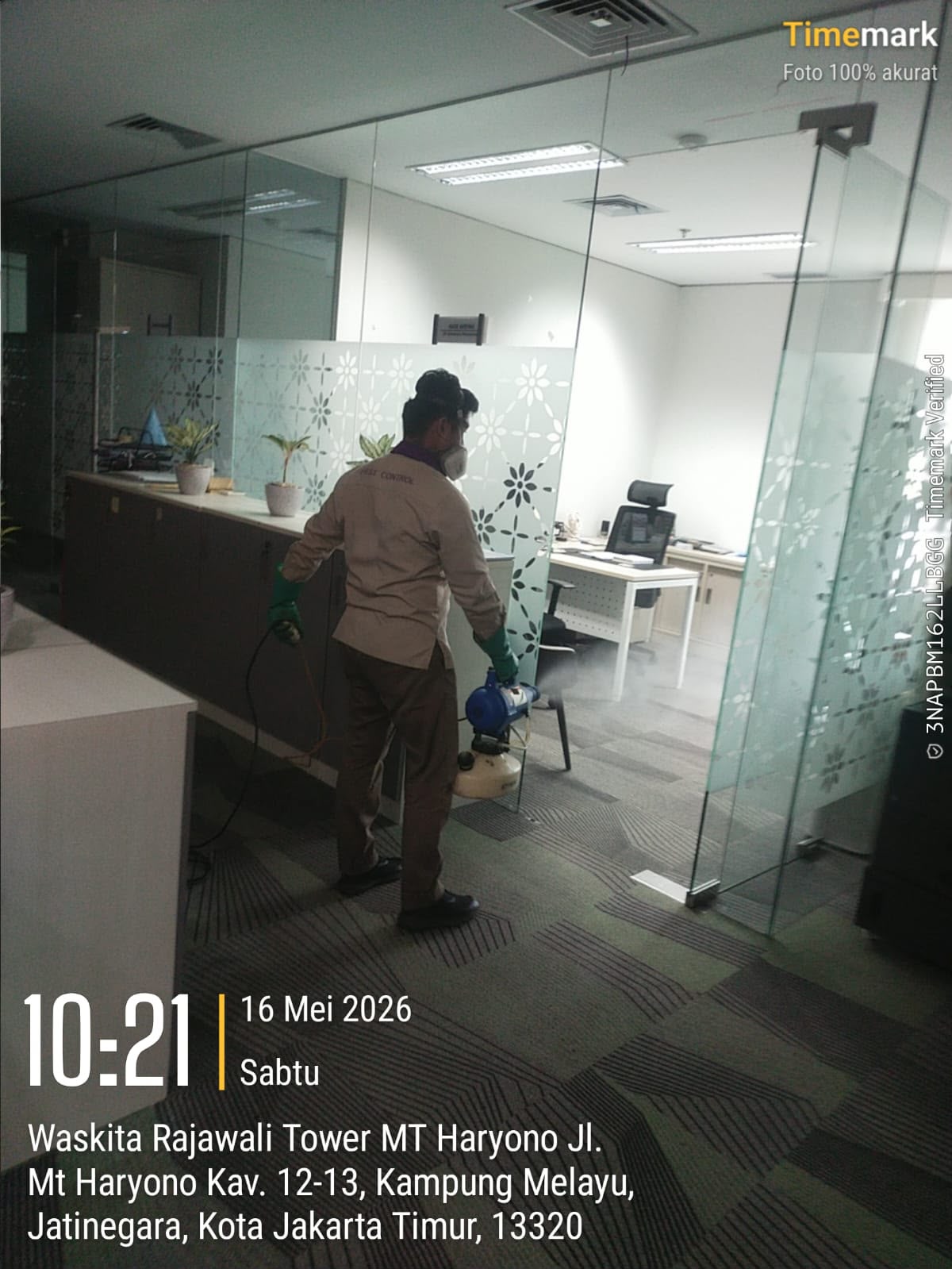 Pengendalian hama kantor